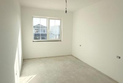Duplex cu 5 camere cu Canalizare în Dumbrăvița - 17