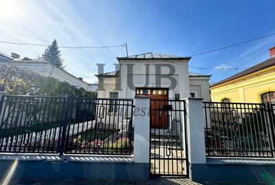 Spațiu comercial, de 40 mp, în Central - 1