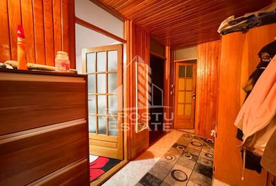 Apartament cu 3 camere decomandat, mobilat în Freidorf - 9