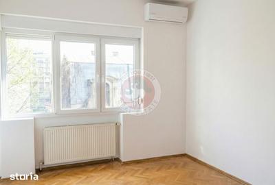 Apartament cu 5 camere decomandat în Romană - 10