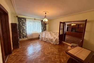 Casă individuală cu 3 camere cu Canalizare în Central - 3