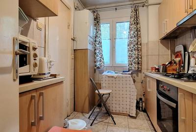 Apartament cu 2 camere semidecomandat, mobilat în Circumvalațiunii