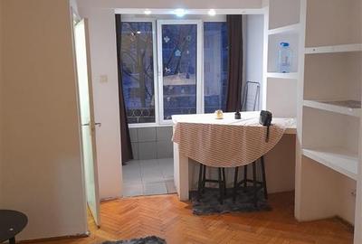 Garsonieră semidecomandată în Circumvalațiunii - 2