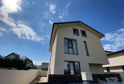 Casă individuală cu 5 camere în Prelungirea Ghencea