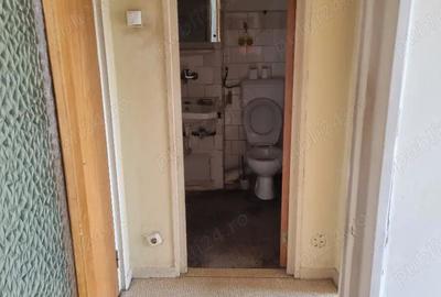 Vand apartament 2 camere - 8