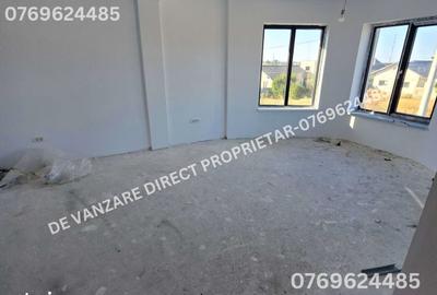 Casă cu 5 camere cu Teren 387 Mp în Agigea - 8