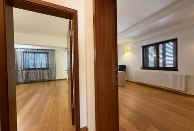 Casă individuală cu 9 camere cu Canalizare în Iancu Nicolae - 16