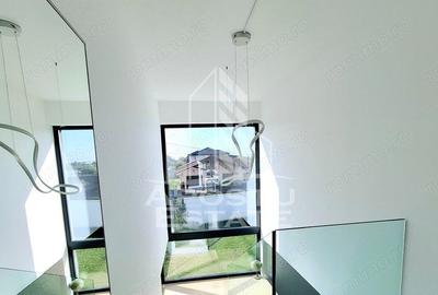 Casa spectaculoasa. Design deosebit. Pozitie centrala. La 5 min de M City. - 3