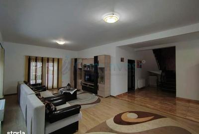 Casă cu 4 camere cu Canalizare în Sântandrei - 3