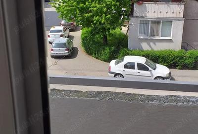 Garsonieră decomandată în Gojdu - 1