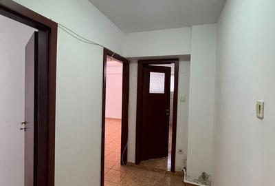 Garsonieră decomandată în Central - 4