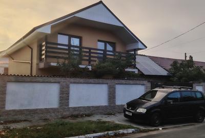 Vând casă încălzire în pardoseală cu pompă de căldură, panouri fotovoltaice 6kw - 1