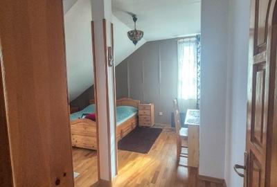 Apartament cu 3 camere semidecomandat în Central - 9