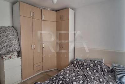 Apartament cu 3 camere semidecomandat, mobilat în Gorjului - 2