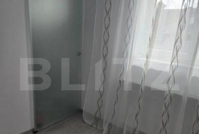 Apartament cu 2 camere, semidecomandat, 34 mp, zona Micro 3 Apartament cu 2 camere, semidecomandat, 34 mp, zona Micro 3 - 5