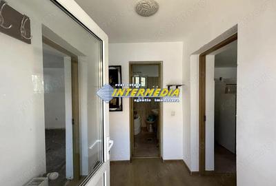 Casă cu 4 camere cu Teren 284 Mp în Central