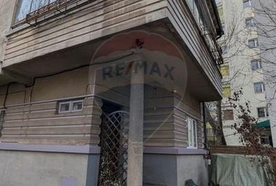 Casă cu 11 camere cu Teren 330 Mp în Iancului - 49