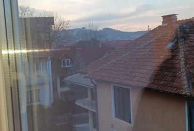 Apartament 2 camere, decomandat, renovat, situat Ultracentral