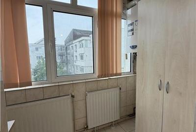 Apartament cu 2 camere decomandat în Nicolina - 9