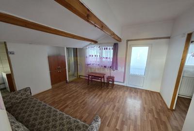 Casa de vanzare cu 3 camere in Campina - 3