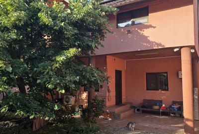 Casă cu 4 camere în Central - 6