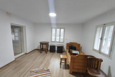 Casa individuala, 60mp, teren 3000mp, zona Padureni, Siret - 3