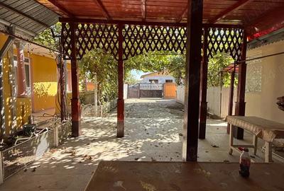 Casă cu 4 camere cu Teren 922 Mp în Central