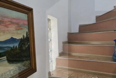 Casă cu 5 camere cu Teren 823 Mp în Semicentral - 5