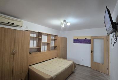 Garsonieră decomandată în Central - 1