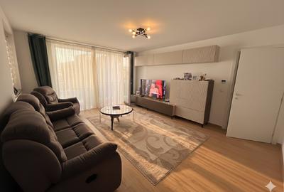 Apartament cu 3 camere decomandat în Tractorul - 4