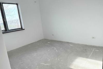 Casă cu 4 camere în Tamași - 5