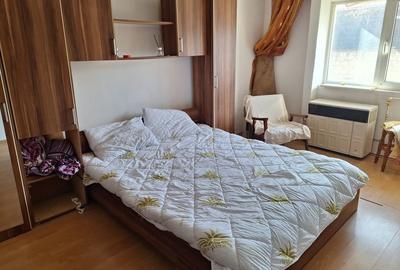 Garsonieră decomandată în Drăgoeni