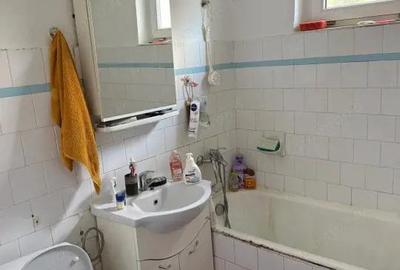 Apartament 3 camere, 70 mp, decomandat Zona Centrala / Tomis Mall - 2