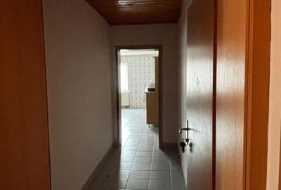 Spațiu comercial, de 730 mp, în Central - 16