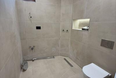 Casă cu 4 camere cu Teren 293 Mp în Piața Centrală - 9