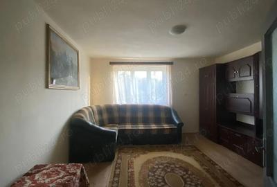 Casă cu 5 camere cu Teren 1674 Mp în Stupini - 8