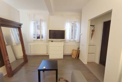 Garsonieră semidecomandată, mobilată în Calea Victoriei