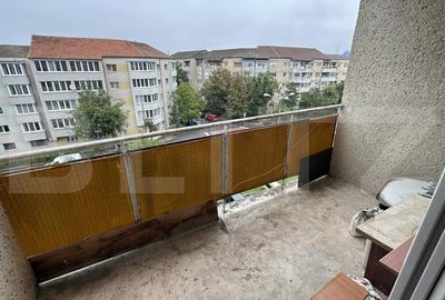 Apartament cu 3 camere si 2 bai, zona Rogerius - 10