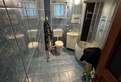 Apartament cu 3 camere decomandat în Cug - 3
