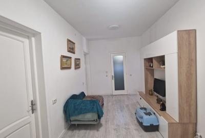 Casă individuală cu 4 camere în Central