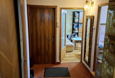Apartament cu 2 camere decomandat în Popa Șapcă - 11
