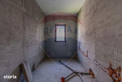 Casă cu 4 camere cu Teren 2914 Mp în Hoghiz - 16