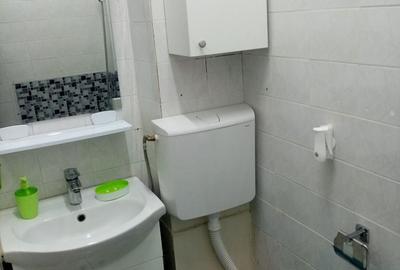 Garsonieră decomandată în Far - 3