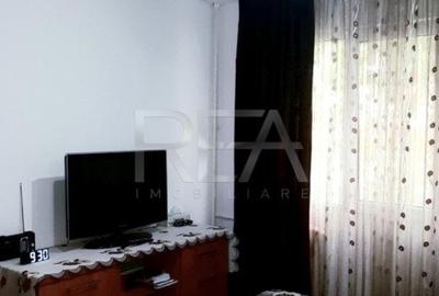 Apartament 4 camere decomandat 1/4, anvelopat Rahova, Soseaua Alexandriei