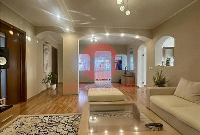 Casă cu Canalizare în Sud - 18