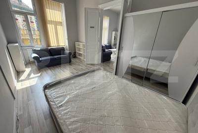 Apartament cu 2 camere semidecomandat, mobilat în Central - 1