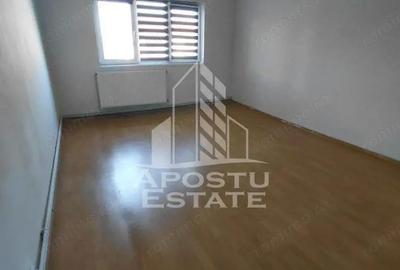 Apartament cu 2 camere, decomandat, centrala proprie,zona Soarelui - 3