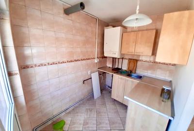 Casă cu 7 camere cu Canalizare în Bucur Obor - 19