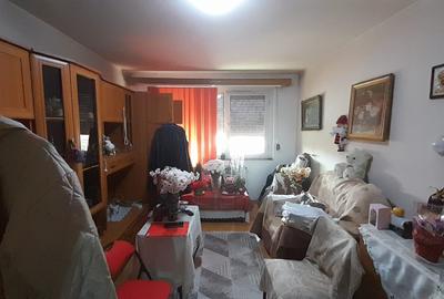 Apartament cu 2 camere semidecomandat, mobilat în Gara de Nord