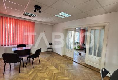 Spatiu birouri 3 balcoane si o terasa in Sibiu 120 mp zona Centrala - 1